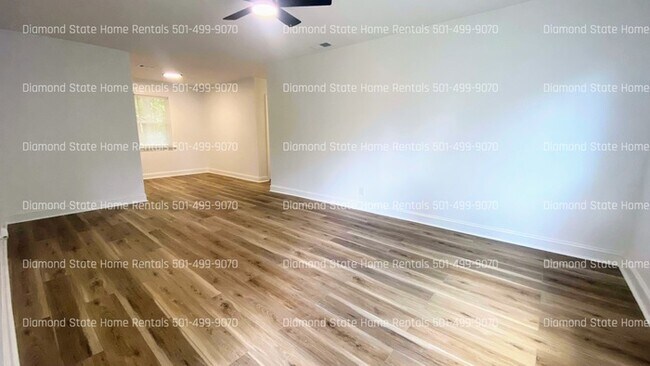 Foto del edificio - 428 N Oak St