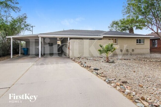Building Photo - 3402 N 23rd Dr