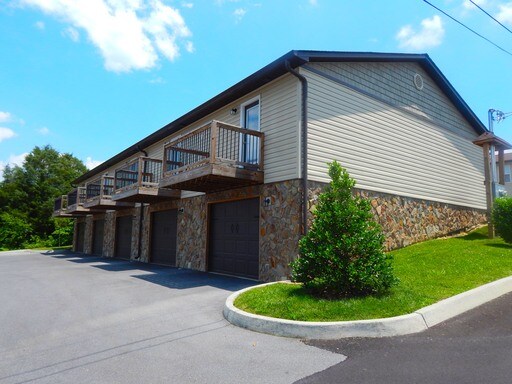 Foto del edificio - 2914 Watauga Rd