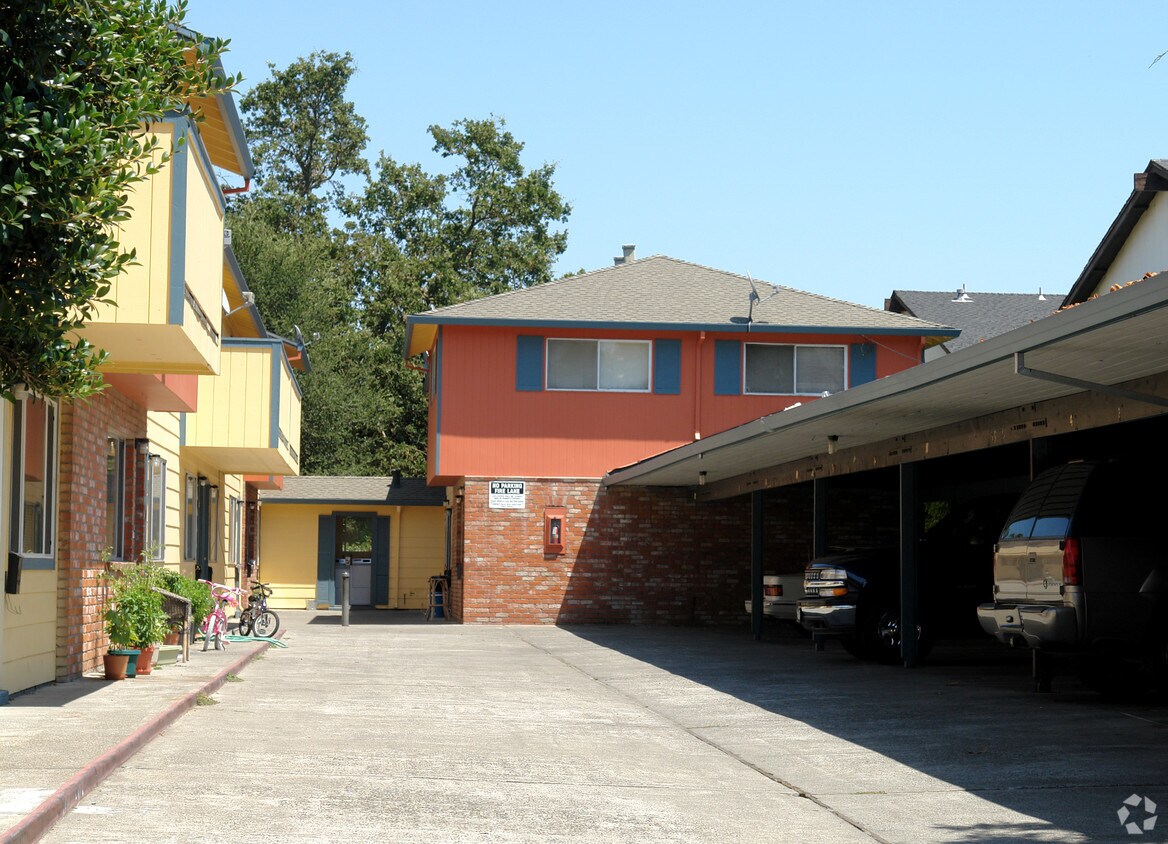 Foto del edificio - 126 S E St