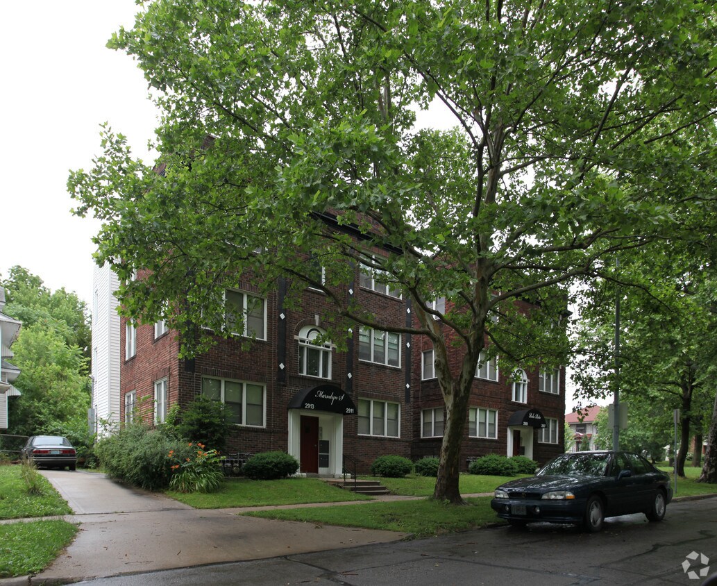 Foto del edificio - Marelyn & Rola Rela