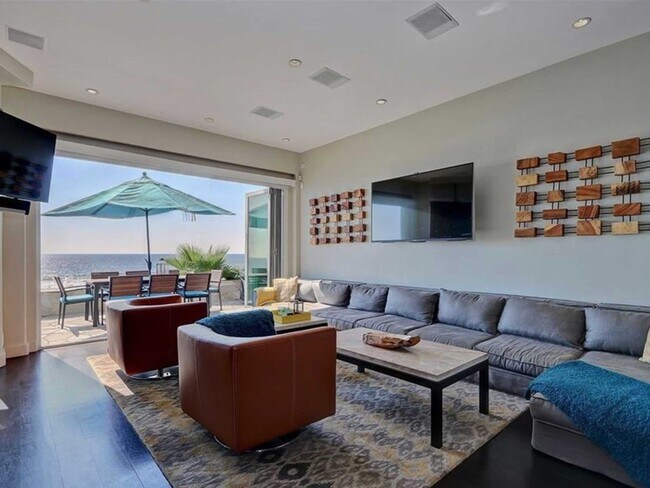 Building Photo - 4404 The Strand