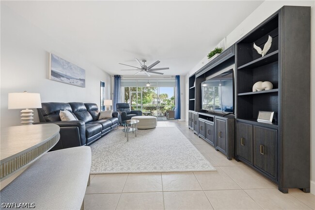 Building Photo - 4950 Deerfield Way