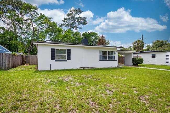 Building Photo - 6216 Suwanee Rd