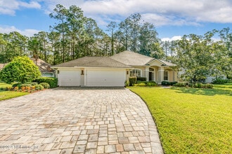 Building Photo - 1892 Vista Lakes Dr