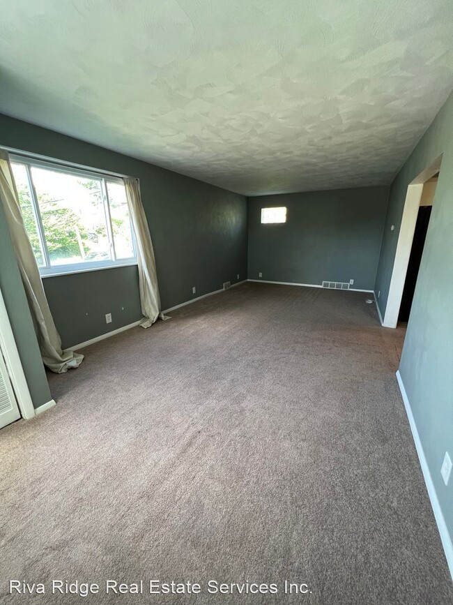 Building Photo - 3 br, 1 bath House - 3101 Belleville Street