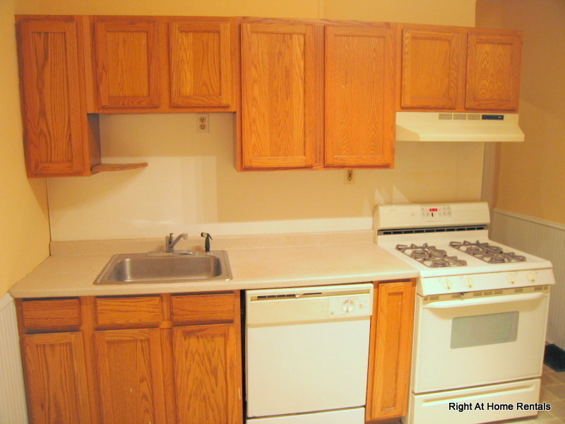 Primary Photo - 2 bedroom home in quiet area, wood floors,...