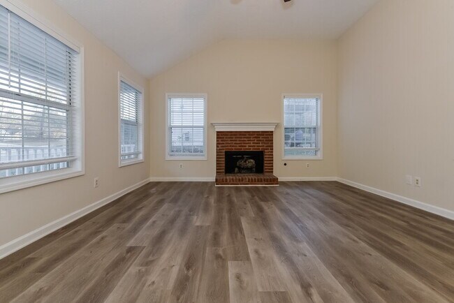 Foto del edificio - 357 Chase Marion Way