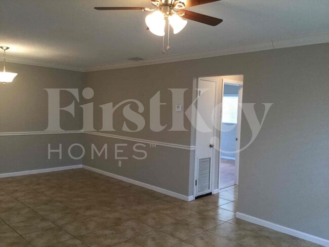 Foto del edificio - 3150 SW 21st St