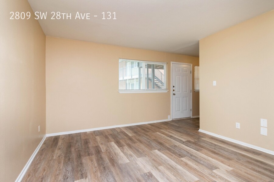 Primary Photo - 2809 SW 28th Ave