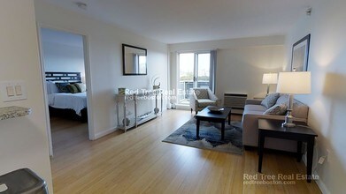 Building Photo - 175 Freeman St