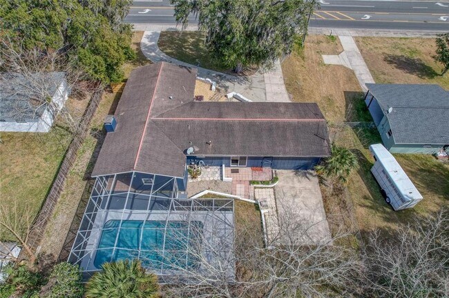 Foto del edificio - 1828 SE Lake Weir Ave