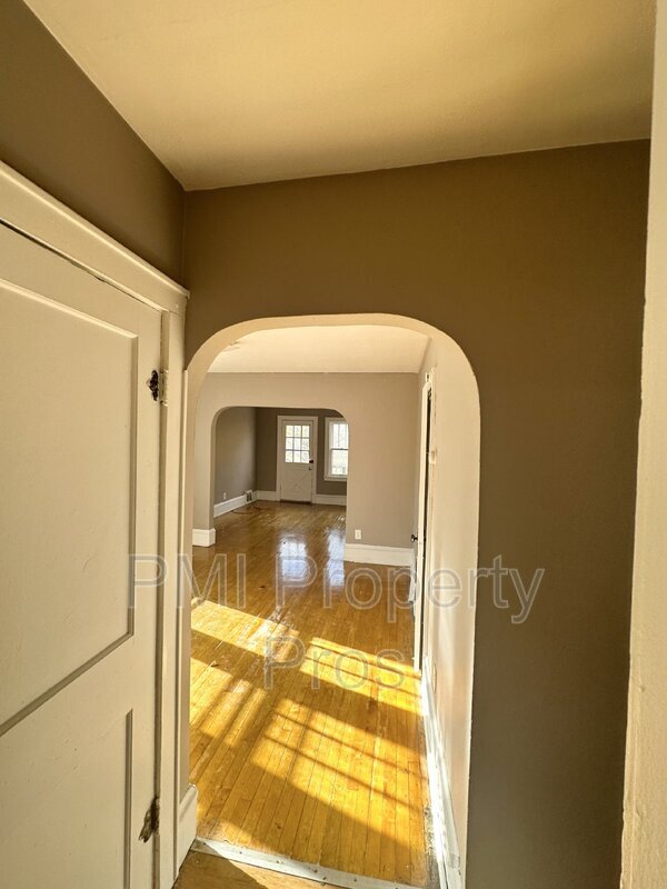 Foto del edificio - 1440 N 28th St