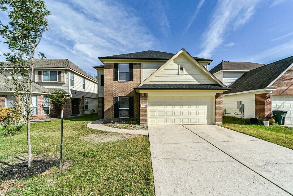 Primary Photo - Offered by Precision Realty and Management.