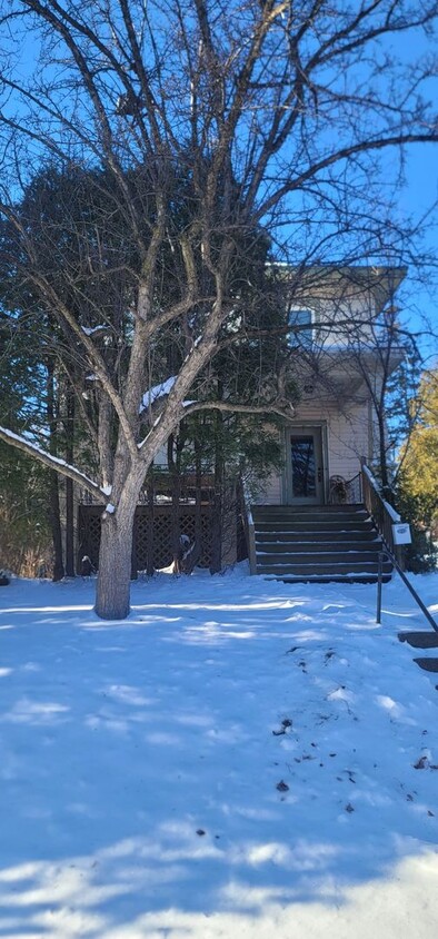 Primary Photo - Duluth MN - Single Family Home - 4 Bed - 2...