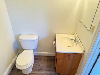 Foto del edificio - 147 Sprouses Corner Rd