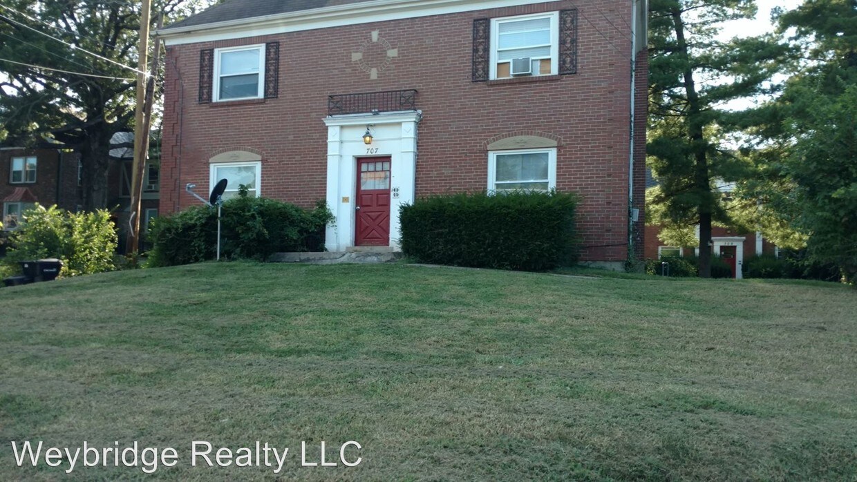 Primary Photo - 707 Elberon Ave