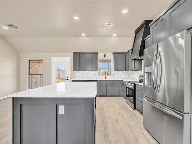 Foto del edificio - 409 Bobwhite Rd