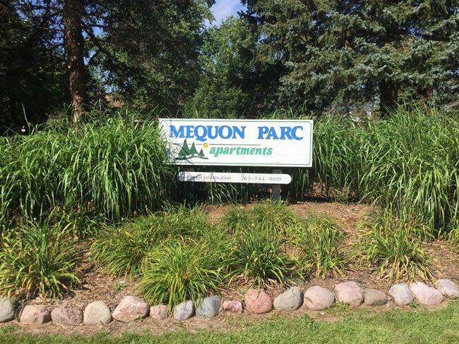 Building Photo - Mequon Parc Apartments