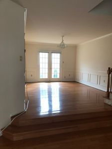 Foto del edificio - 2121 Kings Garden Way