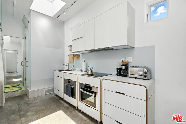Foto del edificio - 2722 6th St