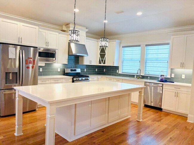 Foto del edificio - 2506 Blue Ridge Dr
