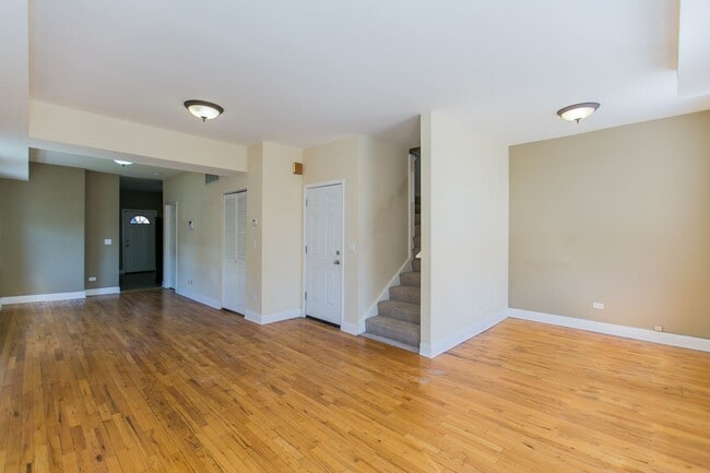 Building Photo - 1636 N Spaulding Ave