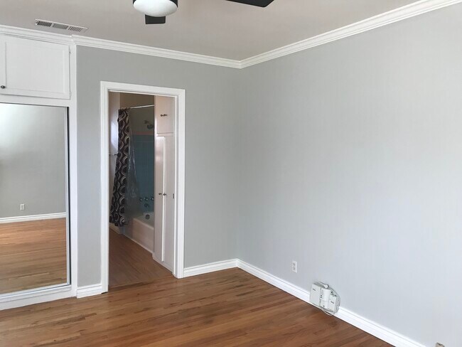 Foto del edificio - 1304 S Irena Ave