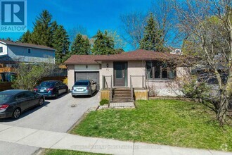 Building Photo - 37 Dunhill Crescent