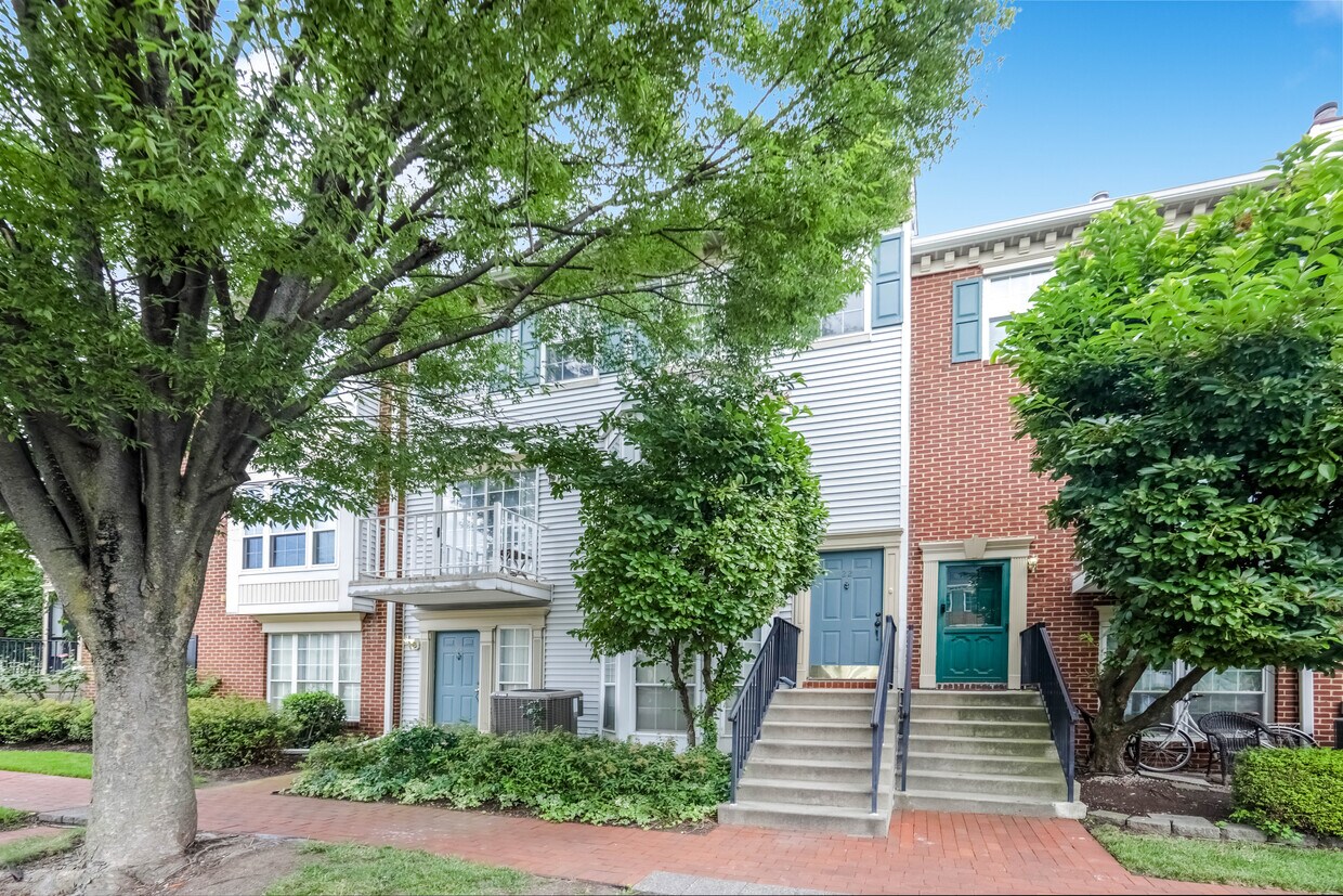 Photo - 22 Walnut St (Jersey City, NJ)