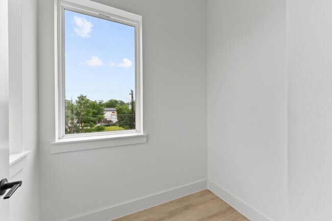 Foto del edificio - 3112 Live Oak St