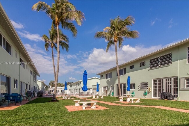 Foto del edificio - 5400 N Ocean Blvd