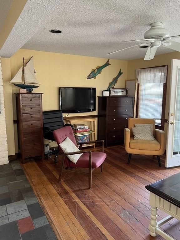 Foto del edificio - 4 bedroom in Wareham MA 02558