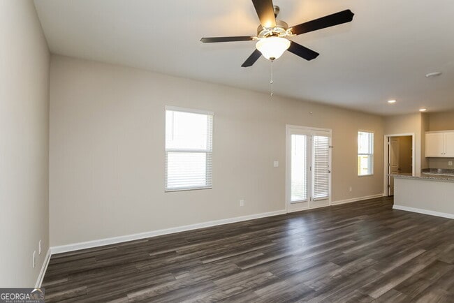 Building Photo - 3934 Kendrick Cir