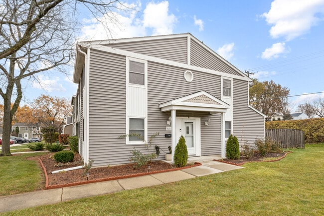 Building Photo - 818 Dunbar Ct