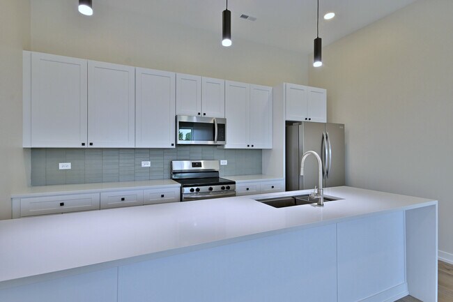 Foto del edificio - 7518 Madison St