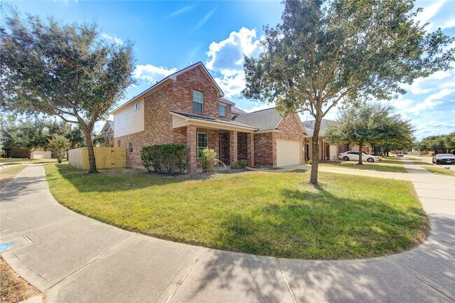 Foto del edificio - 24615 Lakecrest Bend Dr