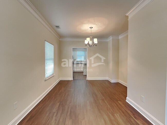 Foto del edificio - 2505 Beal St