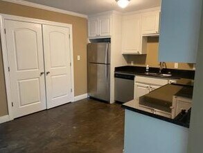 Building Photo - 1009 Dean Chapel Rd