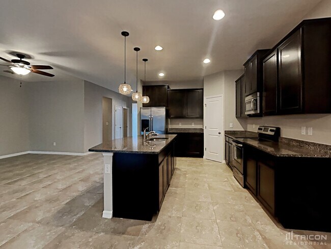 Building Photo - 12212 Legacy Bright St