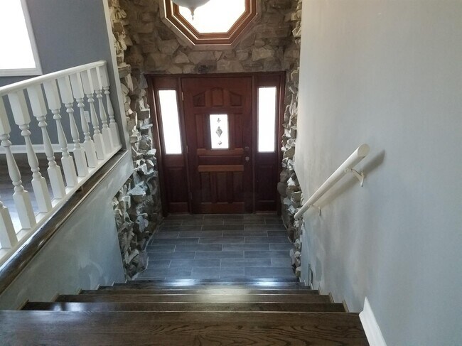 Foto del edificio - 3461 Highland Ct