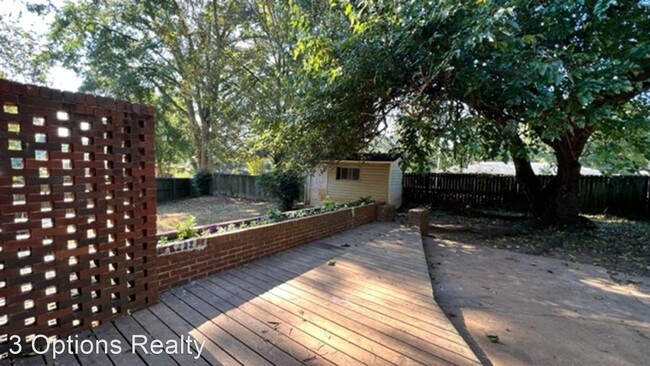 Building Photo - 4 br, 2 bath House - 2035 Rodeo Court