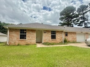 Building Photo - 17172 Pintail Dr