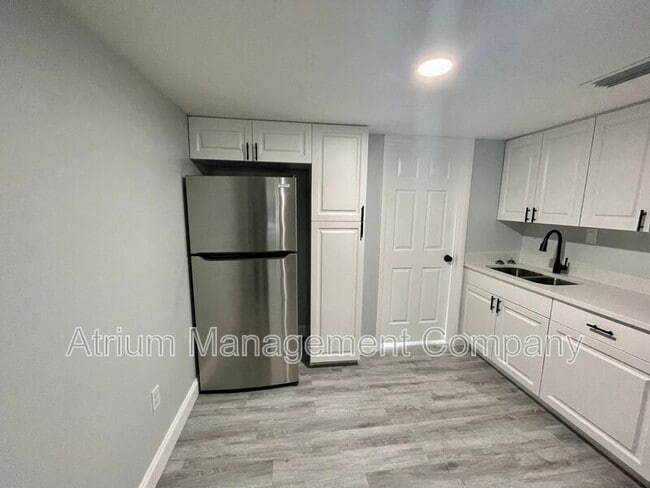 Building Photo - 5305 N Boulevard