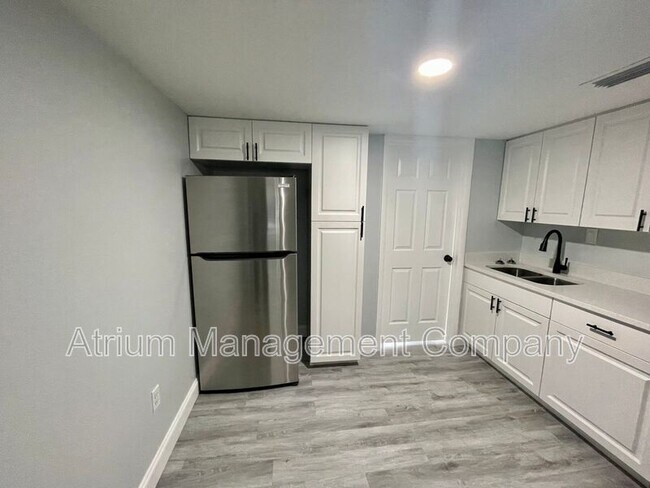 Foto del edificio - 5305 N Boulevard