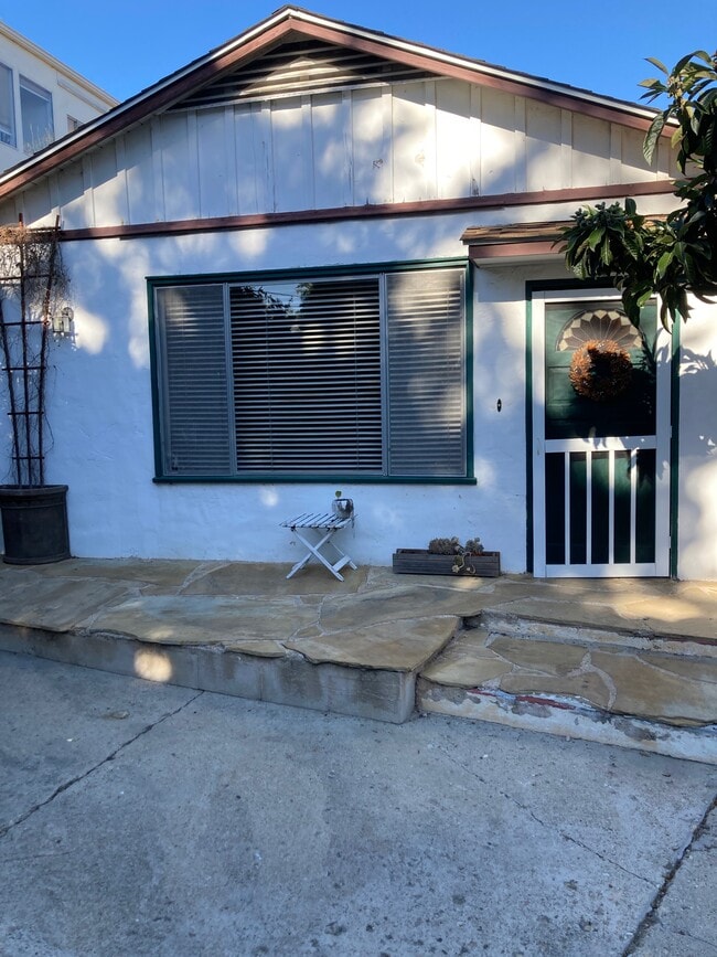 entrance - 316 Oceano Ave