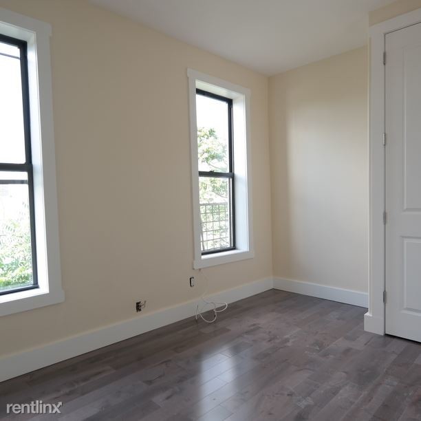 Foto del edificio - 599 Quincy St