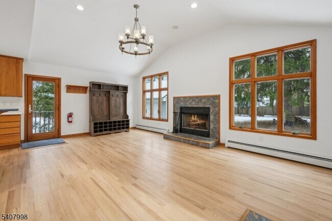 Foto del edificio - 20 Fairmount Rd