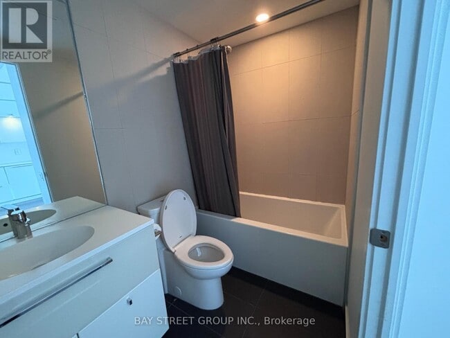 Photo du bâtiment - 15 Grenville St