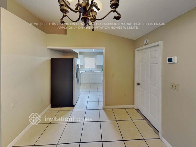 Foto del edificio - 1545 Reade Cir